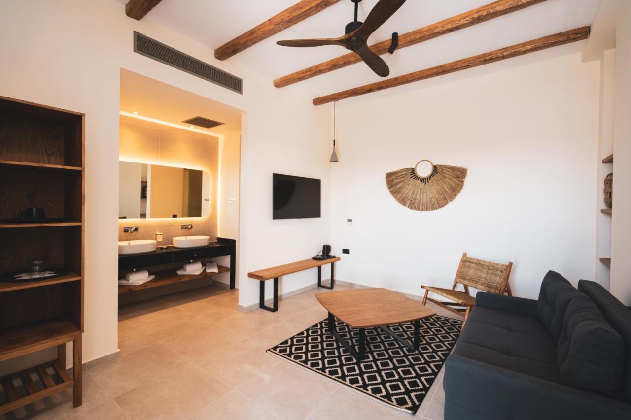 Kouros Blanc Resort & Suites Pounda Exterior photo